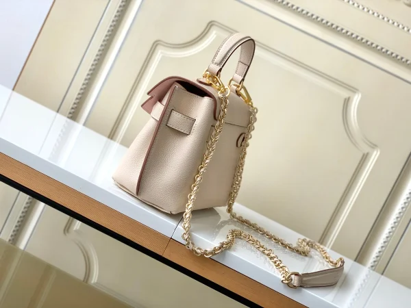 LV LockMe Ever Mini 鏈條 斜挎 斜揹包-M21052：圖片 10