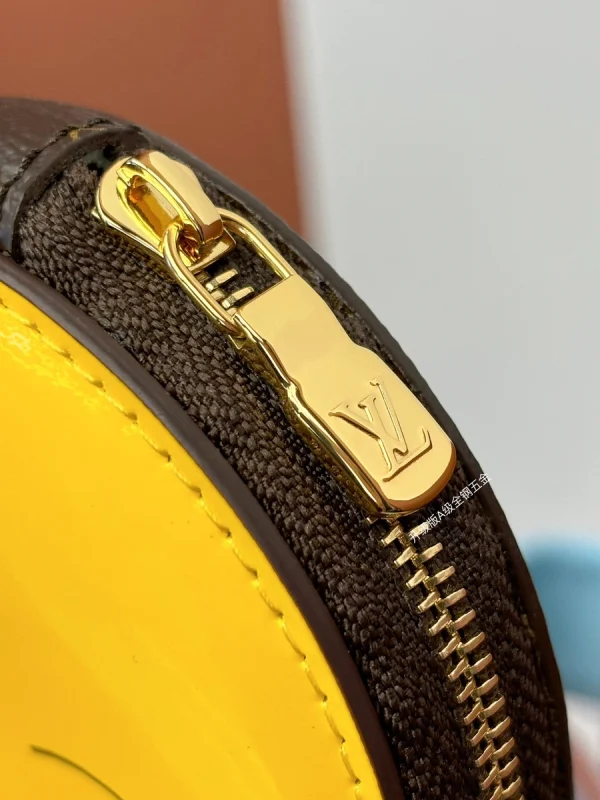 LVAtlantis BB Monogram Napa 提花單肩包 -M11387：圖片 19