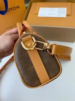 LV Keepall Bandoulière 25 Monogram 旅行登機包-M11542：圖片 21