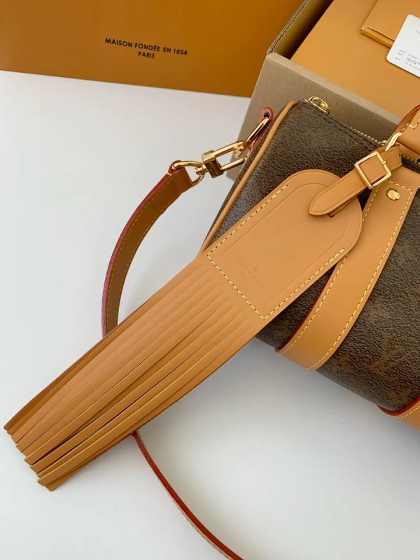 LV Keepall Bandoulière 25 Monogram 旅行登機包-M11542：圖片 28