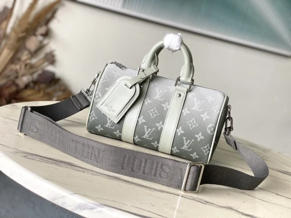 LV Keepall Bandoulière 25 Monogram Gradient 波斯頓系列 旅行包-M11591：圖片 2