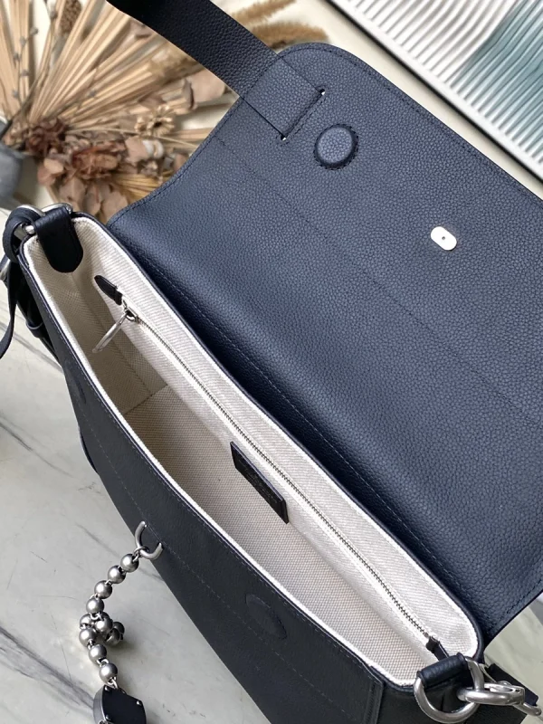 LV Steamer 斜背包-M11607：圖片 12