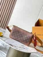 LV Pochette Accessoire XL Monogram 斜揹包-M11623：圖片 5