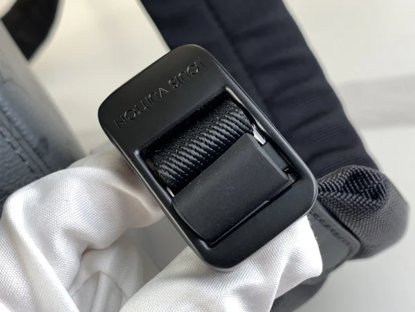 LV Discovery PM Monogram 雙肩背包 、背包-M11641：圖片 8