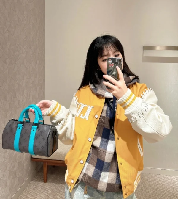 LV Keepall Bandoulière 25 Monogram 斜挎旅游旅行包包-M11645：圖片 4