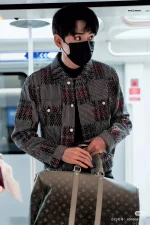 LV Keepall Bandoulière 45 Monogram 旅行包-M11718：圖片 3