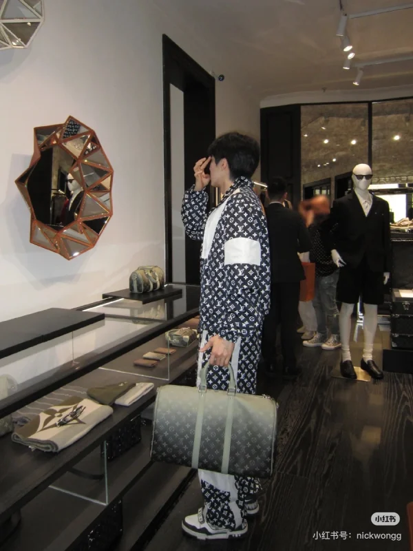 LV Keepall Bandoulière 45 Monogram 旅行包-M11718：圖片 4