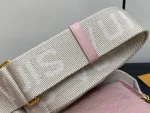 LV Coussin PM 鏈條 手拿-M11726：圖片 14