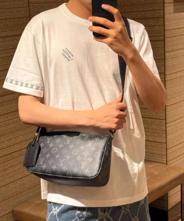 LV Pochette Accessoire XL Monogram 斜揹包 -M11741：圖片 3