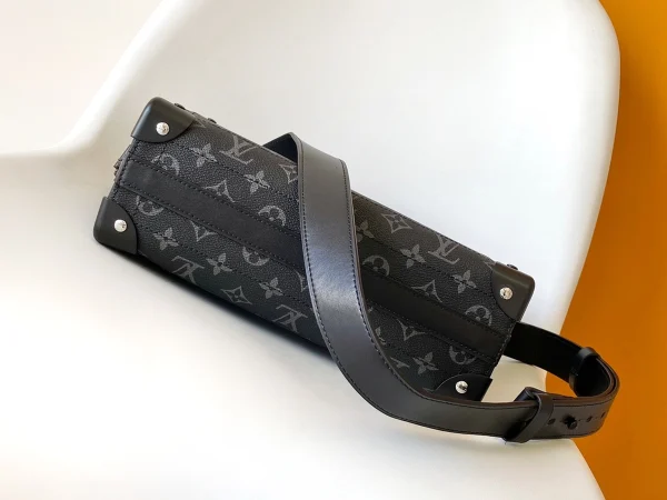 LV Soul Trunk East West Monogram 黑色 單肩包-M11744：圖片 10
