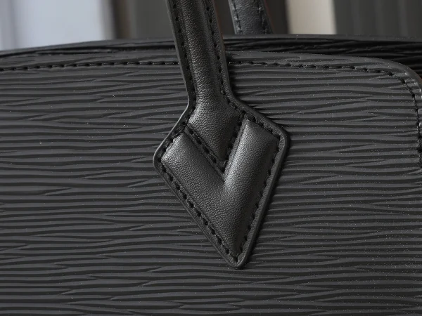 LV Varenne East West Monogram epi 手提-M11791：圖片 6