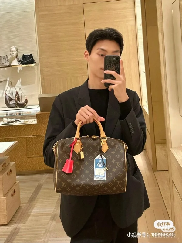 LV Speedy Soft 30 Crafty Monogram 旅行斜揹包-M11945：圖片 5