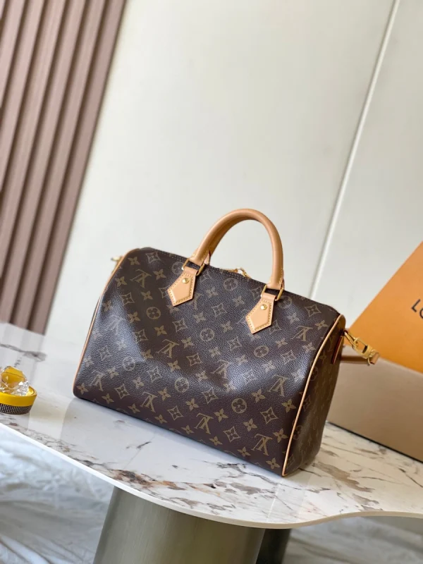 LV Speedy Soft 30 Crafty Monogram 旅行斜揹包-M11945：圖片 8