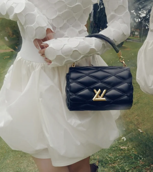 LV 2024 秋冬時裝秀系列GO-14 PM Malletage 斜挎鏈條包-M12004：圖片 4