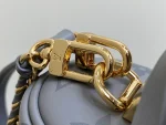 LV 2024 秋冬時裝秀系列Vanity Chain Pouch 化妝盒 化妝袋-M12427：圖片 15