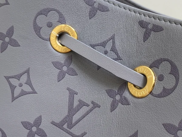 LV 2024 秋冬時裝秀系列Néonoé BB Monogram Ink 水桶包-M12749：圖片 14