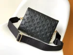 LV Coussin PM Monogram 手拿 斜背包 -M21260：圖片 4