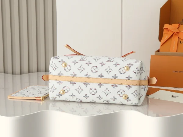 LV CarryAll PM 媽咪購物包-M24707：圖片 7