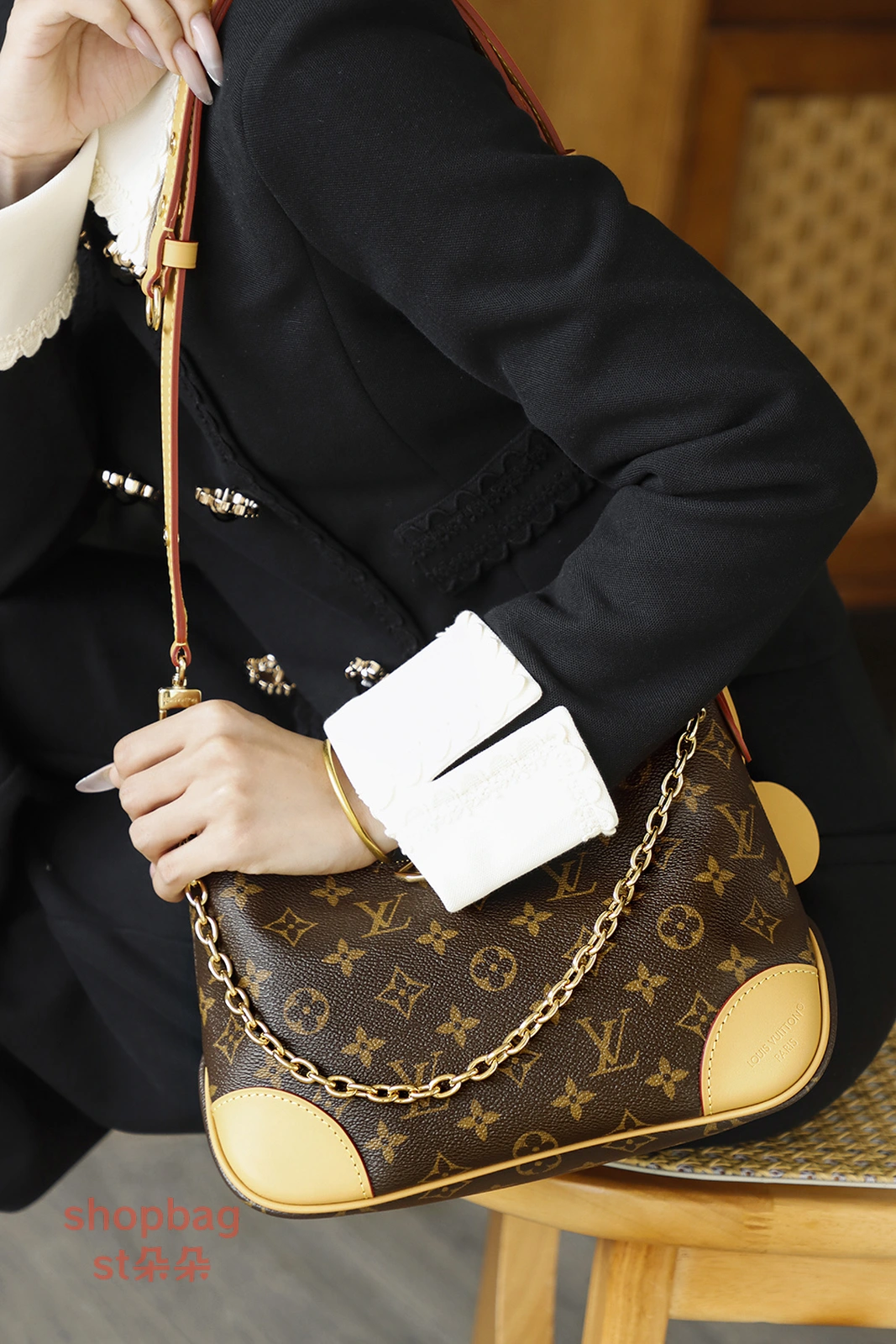 高仿精品 LV Boulogne Monogram 黃牛角包-M45832 27 高仿包LV精品