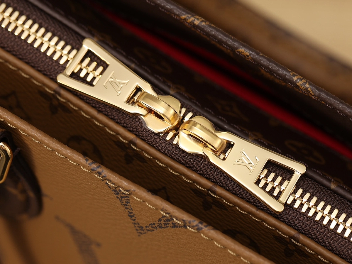 LV OnTheGo East West Monogram手提包 肩帶托特包-M46653 53 LV OnTheGo East West Monogram手提包 肩帶托特包-M46653
