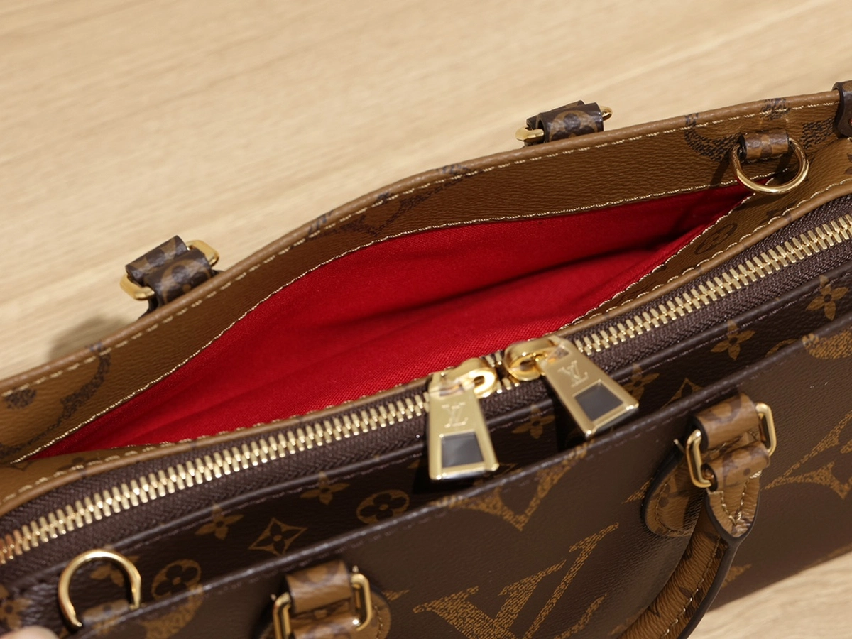 LV OnTheGo East West Monogram手提包 肩帶托特包-M46653 17 LV OnTheGo East West Monogram手提包 肩帶托特包-M46653