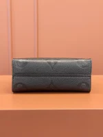 LV OnTheGo BB Monogram EPI 托特包購物包包-M46993：圖片 12