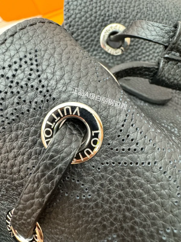 LV Bella 黑色打孔花 雙手提托特包包-M59200：圖片 16