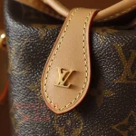 高仿 LV Fold Me Pouch Monogram 隨身包-M80874：圖片 11