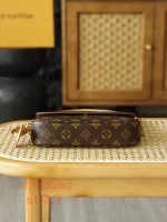 高仿LV 高仿精品 高仿包包