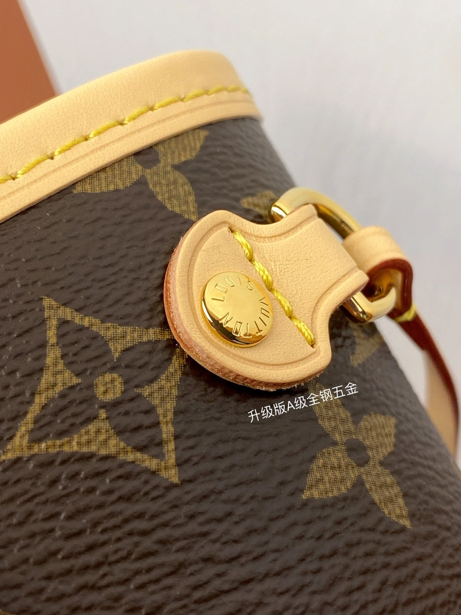 LV Neverfull PM Monogram 托特包包s-M46979 15 LV Neverfull PM Monogram 托特包包s-M46979