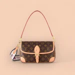 LV Diane Monogram 寬肩帶 Diane 法棍包-M45985