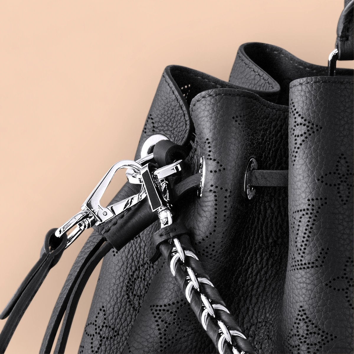LV Bella 黑色打孔花 雙手提托特包包-M59200