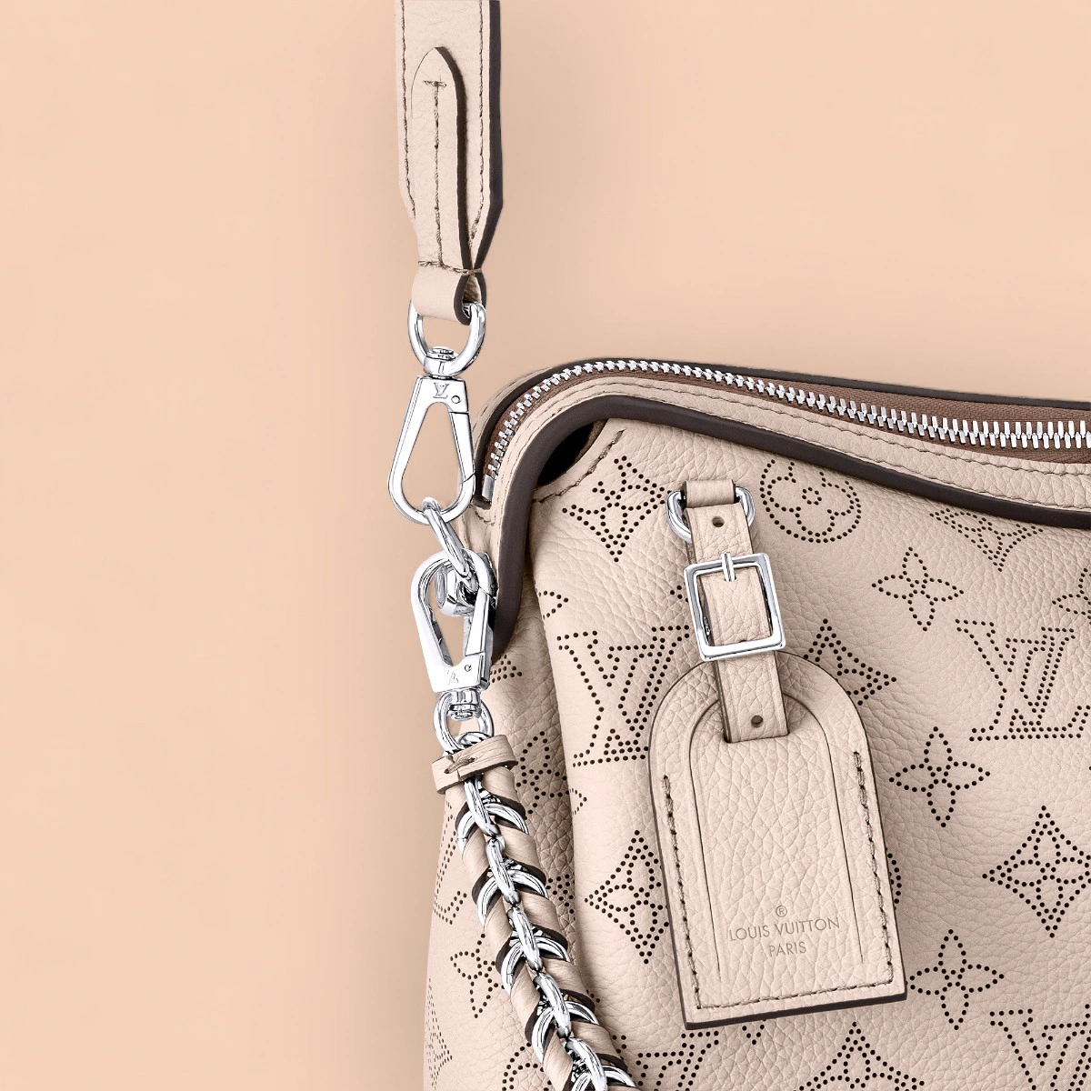 LV Hand It All PM Mahina小牛皮 鏈條包 斜揹包-M24255