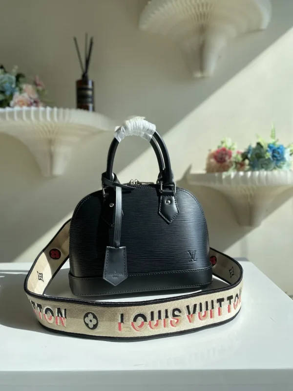 LV Alma BB Epi 貝殼包 -M59217：圖片 2