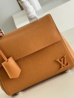 LV Cluny Mini EPI 提花肩帶包包-M58931：圖片 6