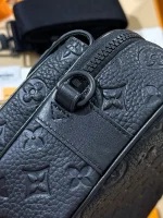 LV S Lock 男士壓花郵差包-M58489：圖片 18