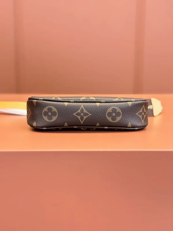 LV Mini Pochette Accessoires Monogram 三合一麻將包-M58009：圖片 9