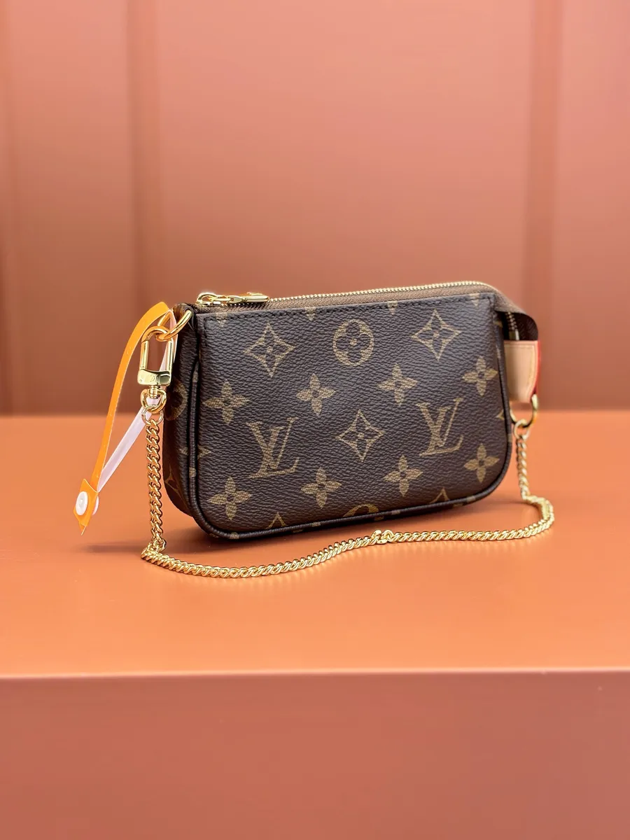 LV Mini Pochette Accessoires Monogram 三合一麻將包-M58009 5 LV Mini Pochette Accessoires Monogram 三合一麻將包-M58009