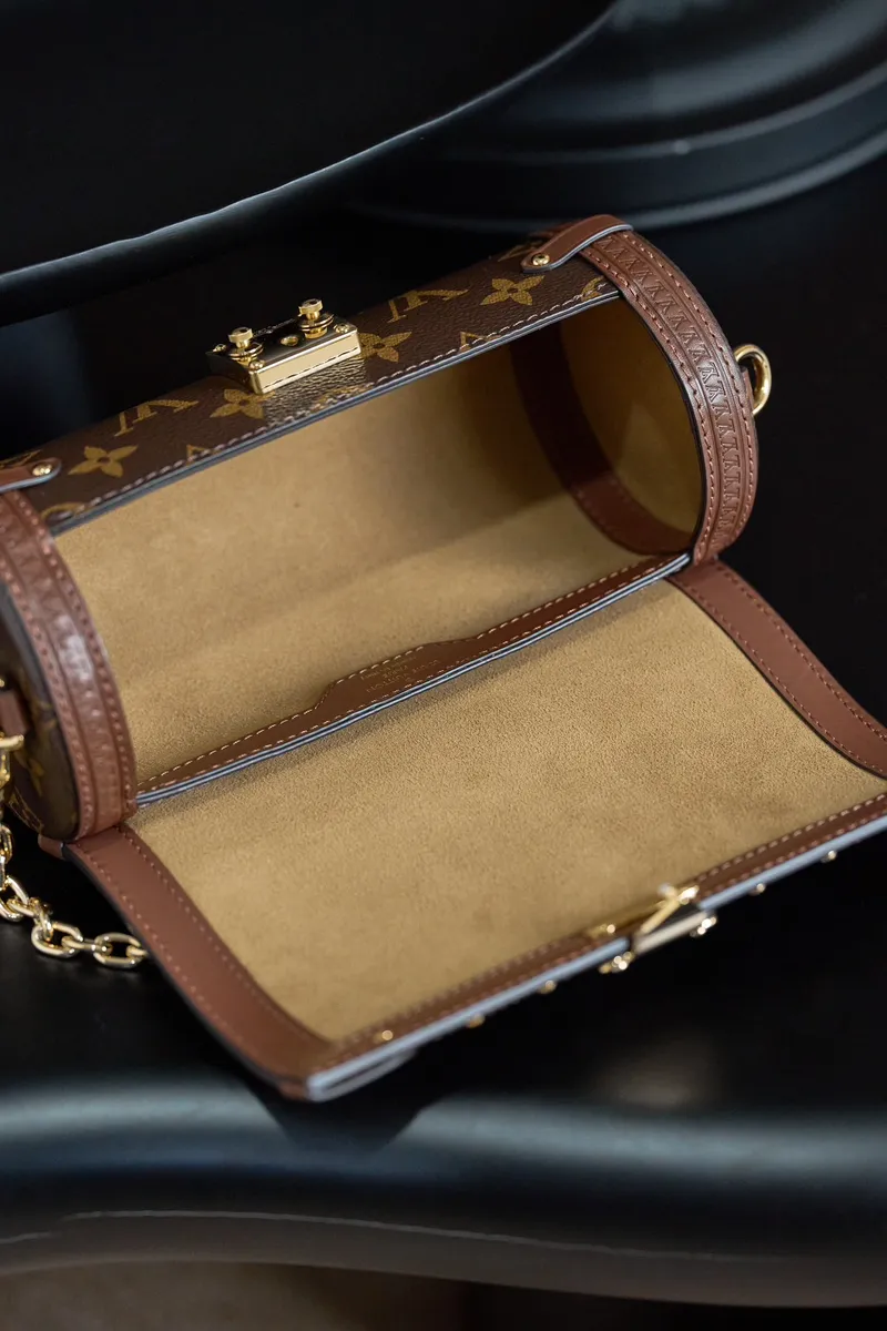 LV Papillon Trunk Monogram 圓筒包-M57835 10 LV Papillon Trunk Monogram 圓筒包-M57835