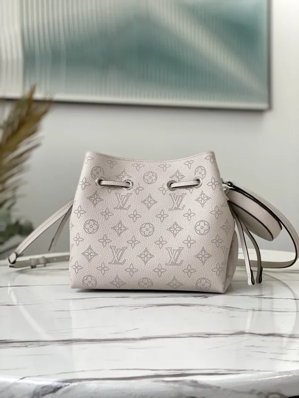 LV Bella Monogram 打孔通花 水桶袋-M57201：圖片 3
