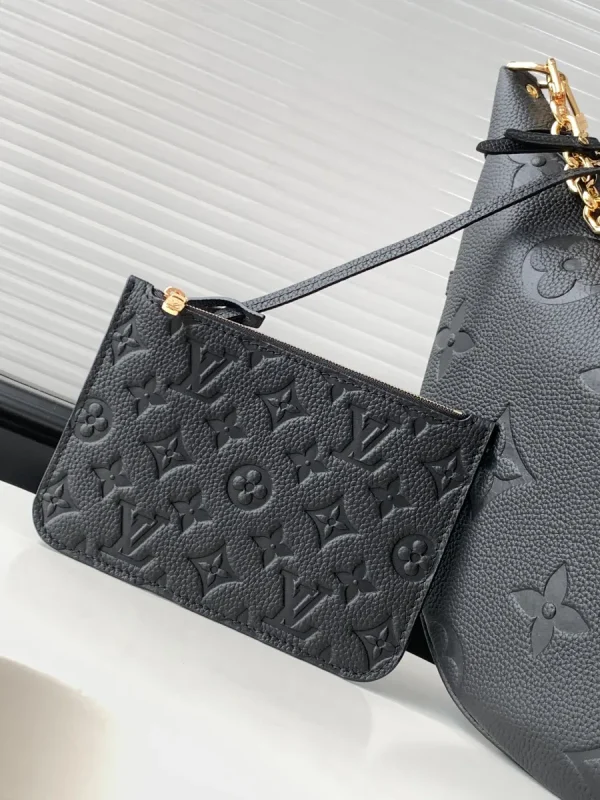 LV Loop Hobo Monogram epi 腋下鏈條包包-M46725：圖片 7