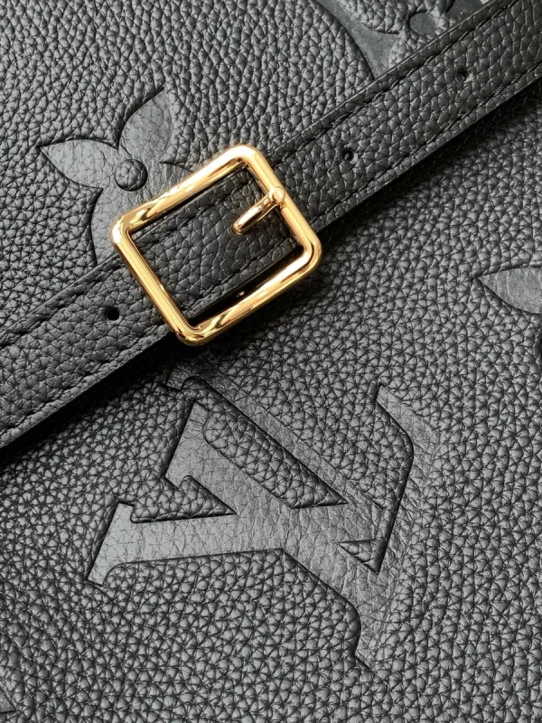LV Loop Hobo Monogram epi 腋下鏈條包包-M46725：圖片 11