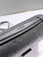 LV Pochette Métis East West Monogram epi包包-M46595：圖片 10