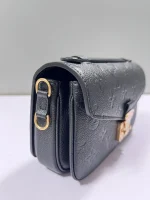 LV Pochette Métis East West Monogram epi包包-M46595：圖片 6