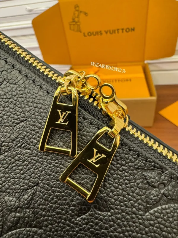 LV Sac Sport Monogram EPI-M46610：圖片 13