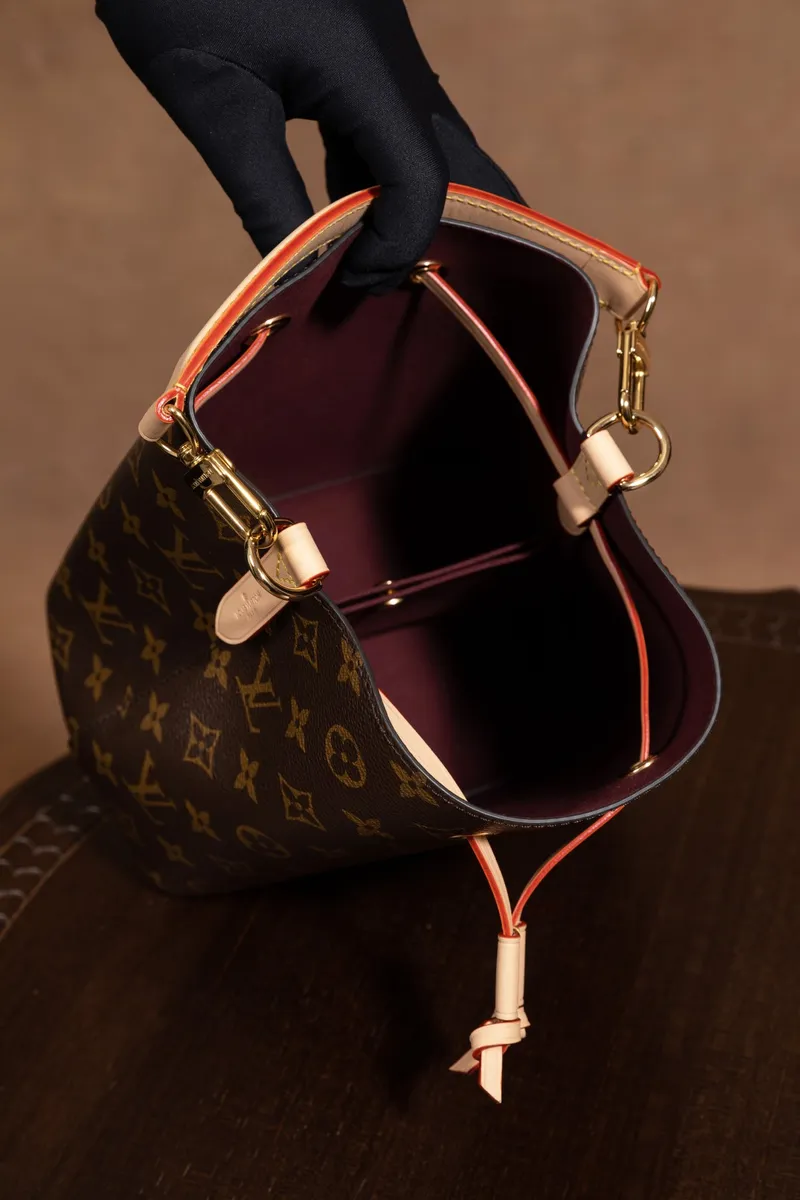 LV Néonoé BB Monogram 小水桶包包-M46581 13 LV Néonoé BB Monogram 小水桶包包-M46581