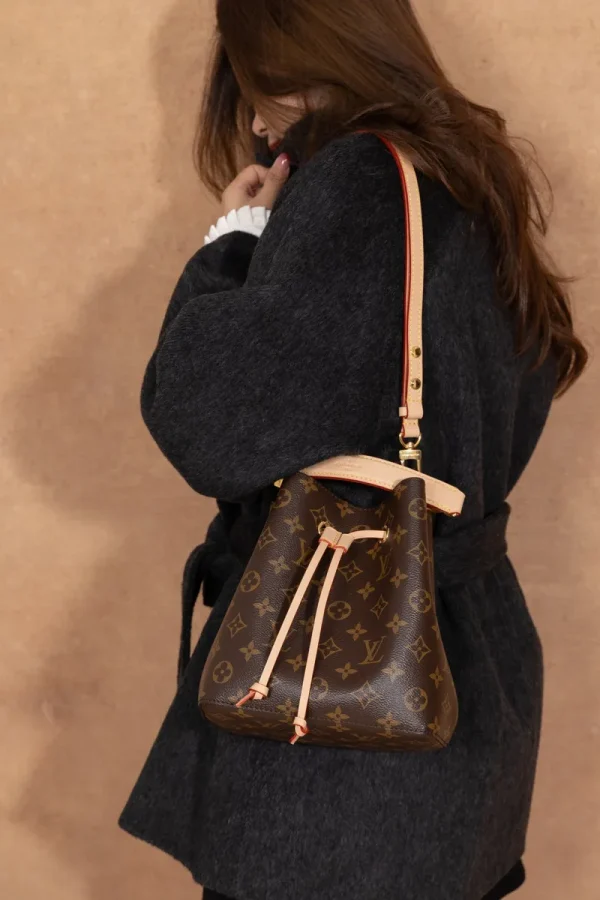 LV Néonoé BB Monogram 小水桶包包-M46581：圖片 2