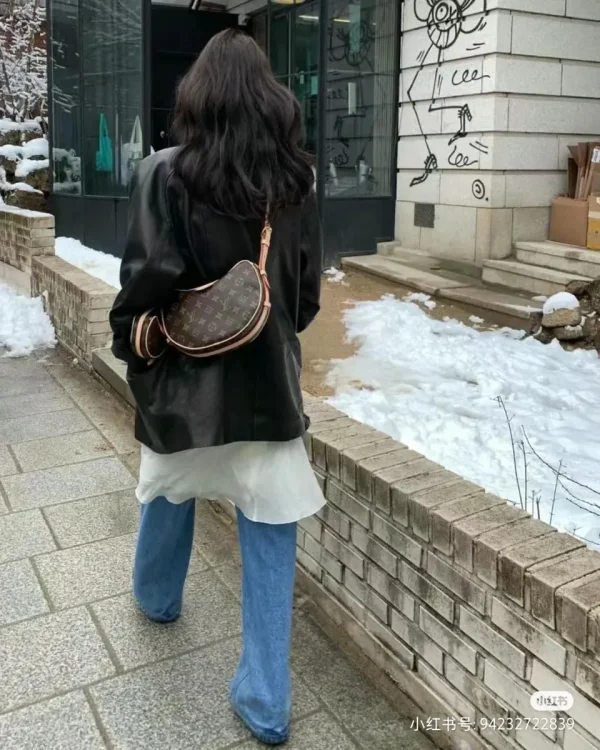 LV 新款 LV RemixCroissant MM Monogram包包-M46828：圖片 19