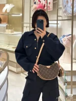 LV 新款 LV RemixCroissant MM Monogram包包-M46828：圖片 13
