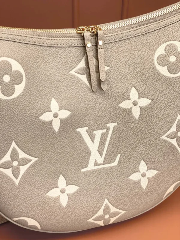 LV Loop Hobo Monogram epi 腋下鏈條包-M46738：圖片 5
